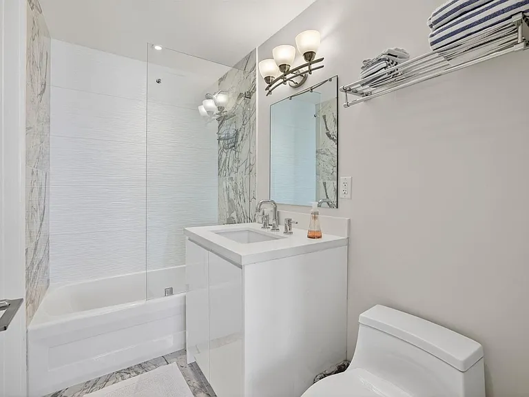 612 Bayshore Dr #702 — Photo 35