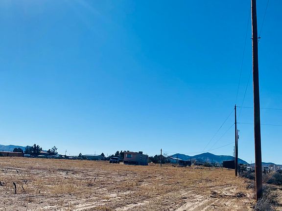 5th image of 2080 Green Tree Loop