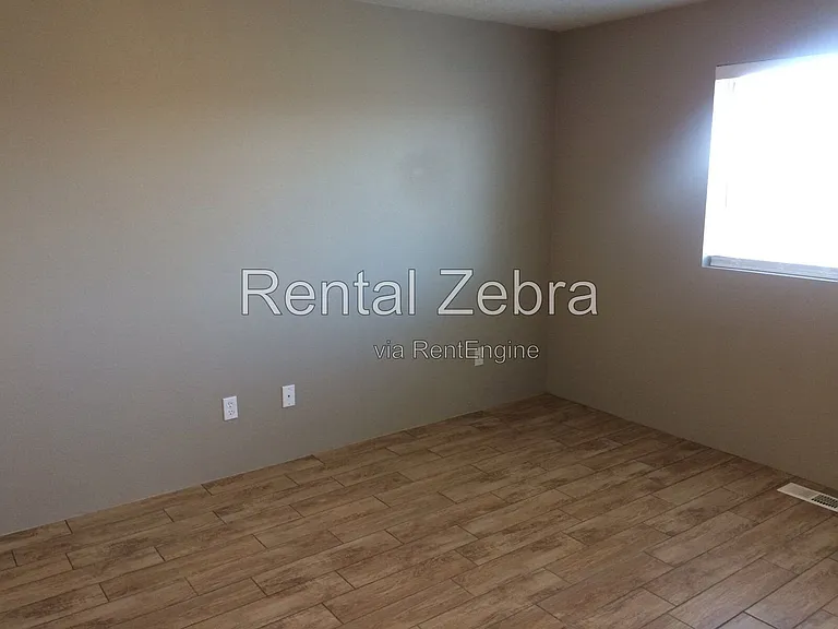 2279 NE Cherry Loop — Photo 13