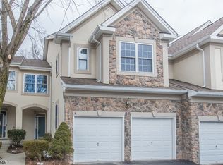 4 Glades Dr #2302, Denville, NJ 07834