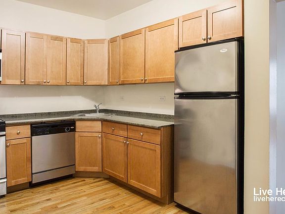 2nd image of 1836 W Lawrence Ave #3BLA