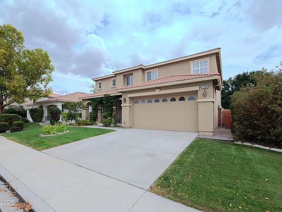 3rd image of 2594 San Remo Dr