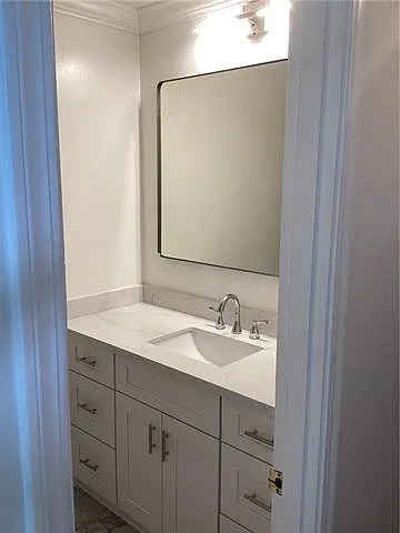 2160 Esplanade Pl — Photo 6