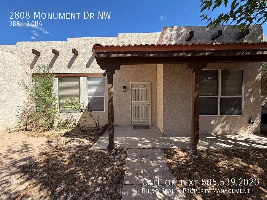 Contemporary 3 Bedroom 2 Bathroom Home Located In NW Albuquerque! — Photo 2
