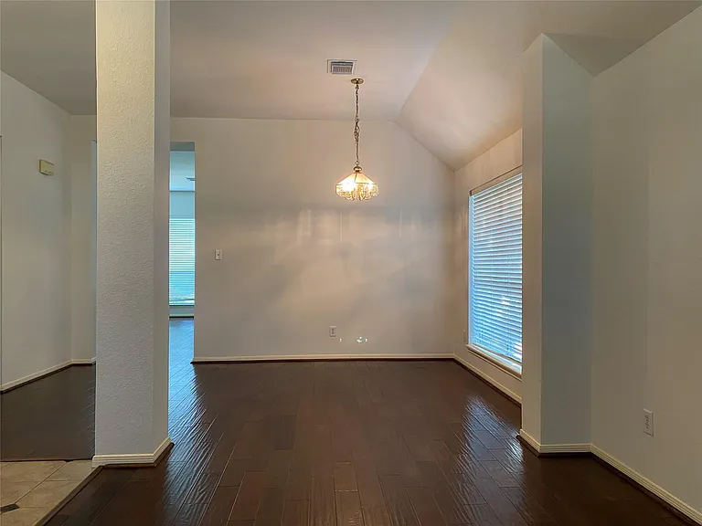 22502 Bristolwood Ct — Photo 2