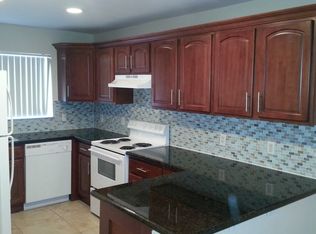 2542 NE 184th Ter, North Miami Beach, FL 33160