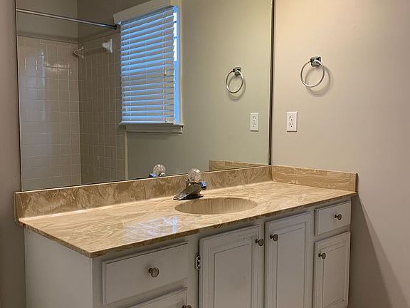 5th image of 1553 Kinnard Dr