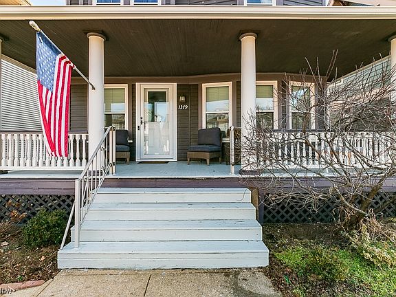 4th image of 1379 Hall Ave