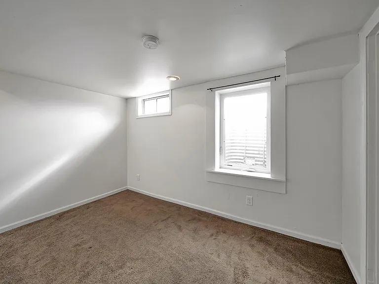 1603 N Cotner Blvd — Photo 29