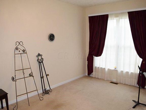 5th image of 6079 Blaverly Dr