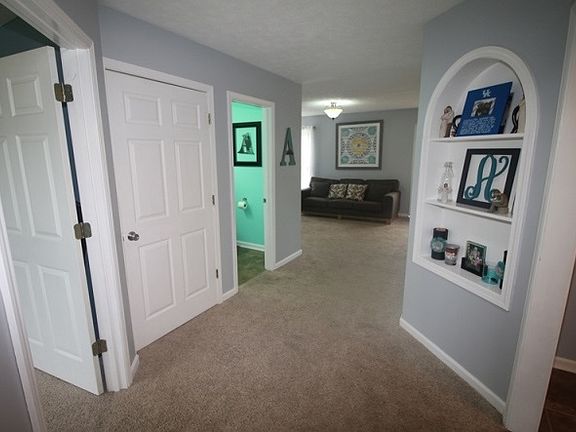 2nd image of 127 Gale Ln