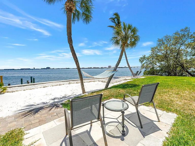 860 Boca Ciega Isle Dr — Photo 3