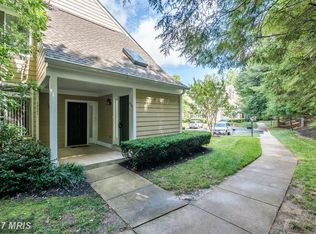 12303 Strong Ct #560, Fairfax, VA 22033