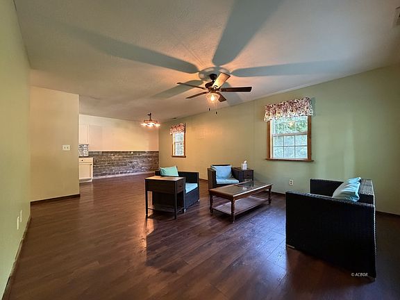 4th image of 5524 Borah Hill Rd SE