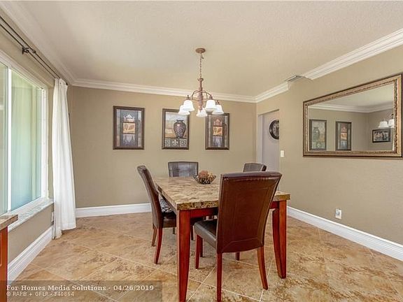 5th image of 430 Bonaventure Blvd