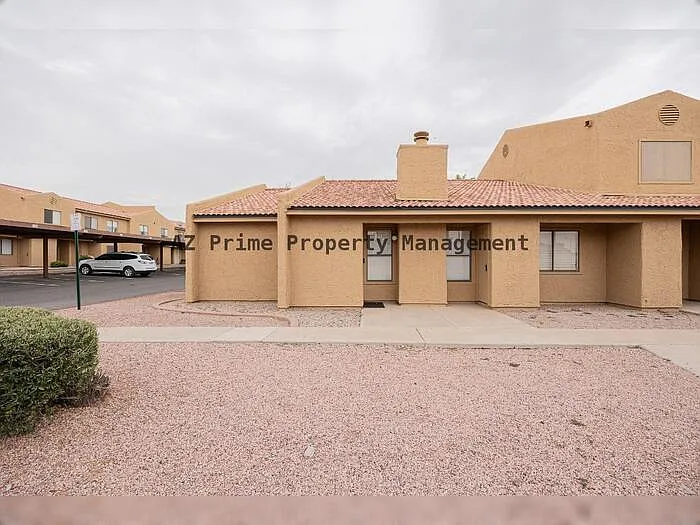 3511 E Baseline Rd #1010 — Photo 2