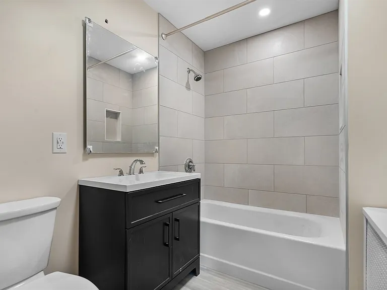62 Vernal St #3 — Photo 7