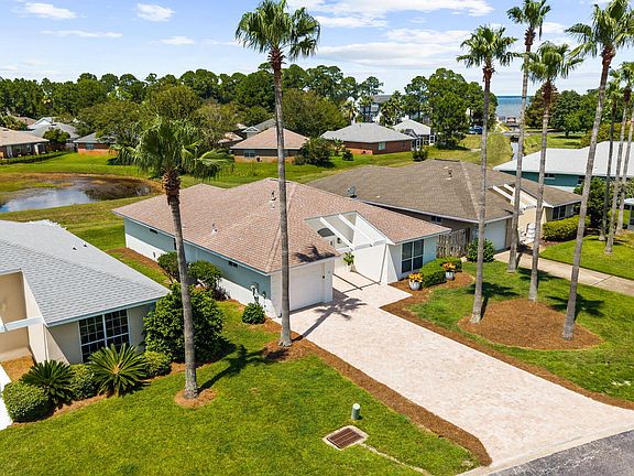 2nd image of 70 Hibiscus Ln