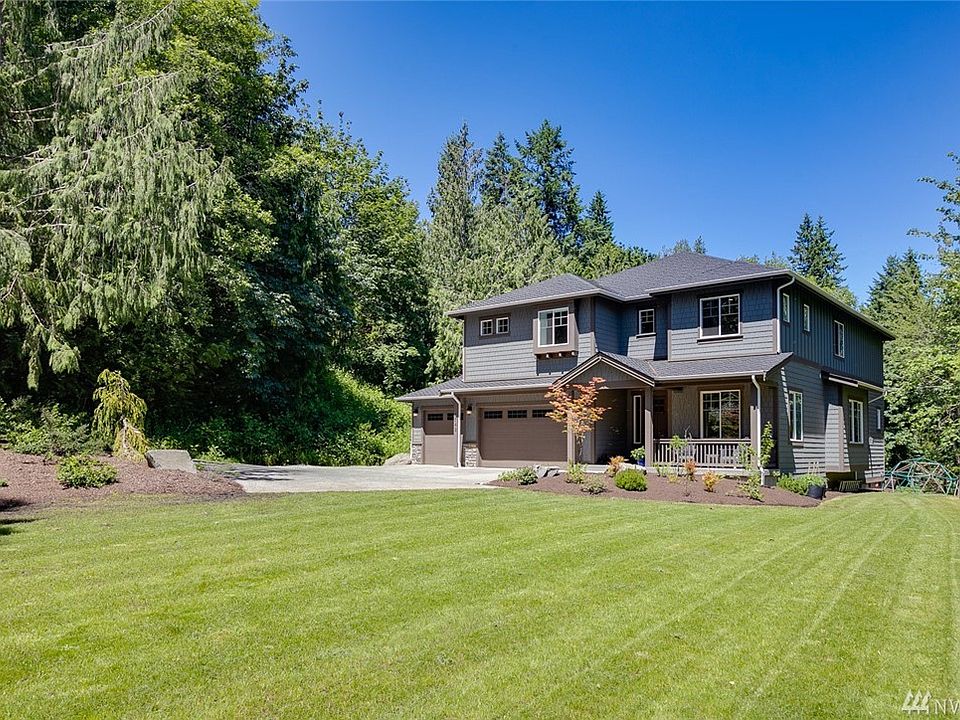 1st image of 8742 NE Triple Crown Ln