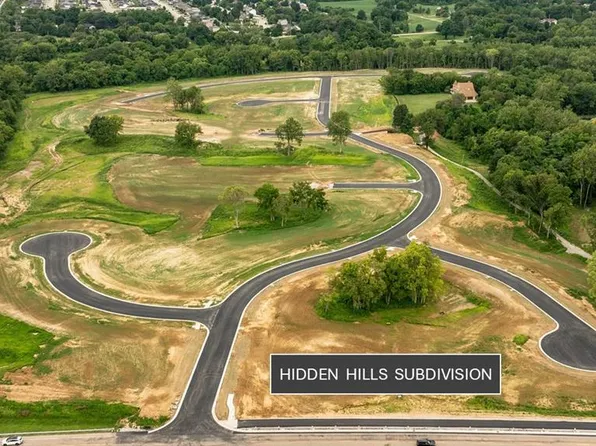 22 Quail Creek Ct, Glen Carbon, IL 62034