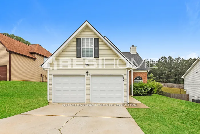 1430 Camelia St — Photo 1