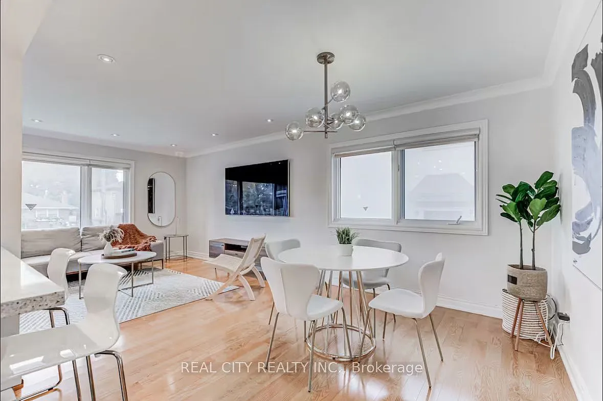 3 bed, $2,850 — Photo 3