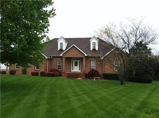 120 Hunters Ridge Dr, Tullahoma, TN 37388