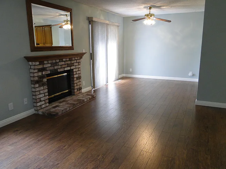4745 Mulqueeney Cmn — Photo 4