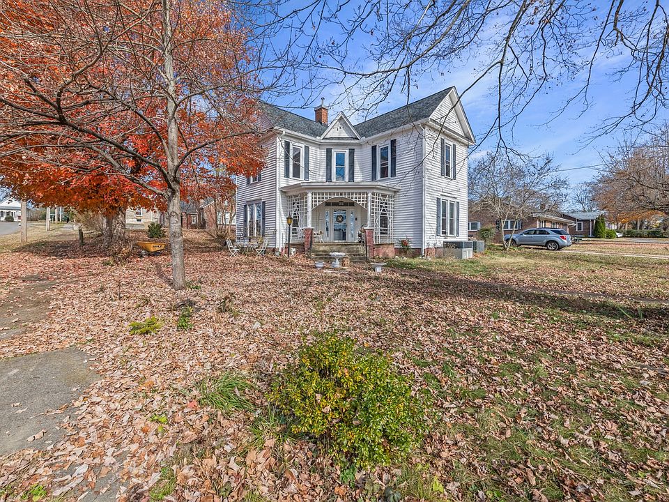 203 Roberts St, Livingston, TN 38570 MLS 11225184 Zillow