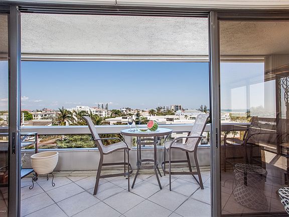 4th image of 5400 Ocean Blvd APT 41