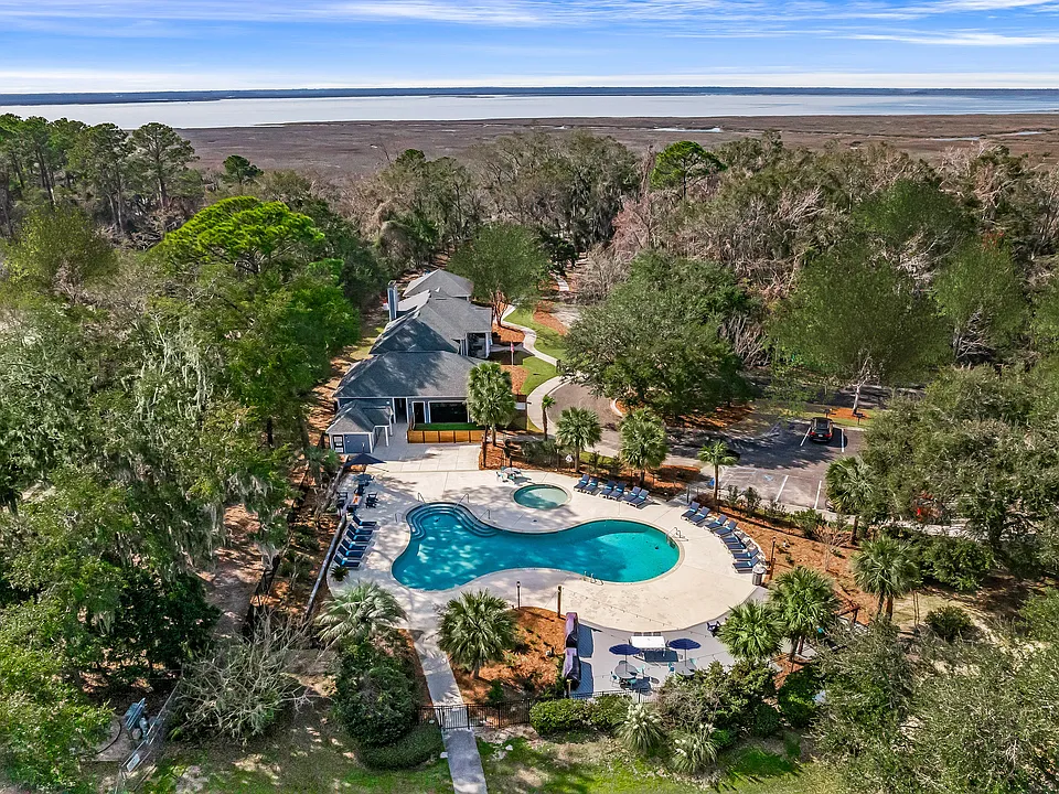 Views at River Bend