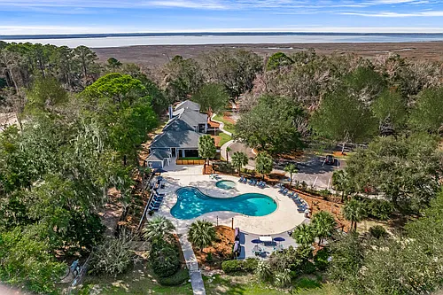 Views at River Bend Photo 1