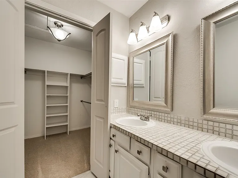 18240 Midway Rd #302 — Photo 23