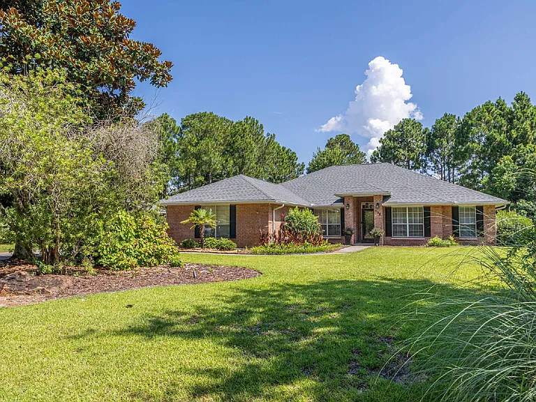 130 W Shipwreck Rd — Photo 53