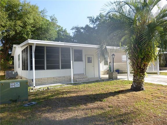 2nd image of 36035 Aster Ave