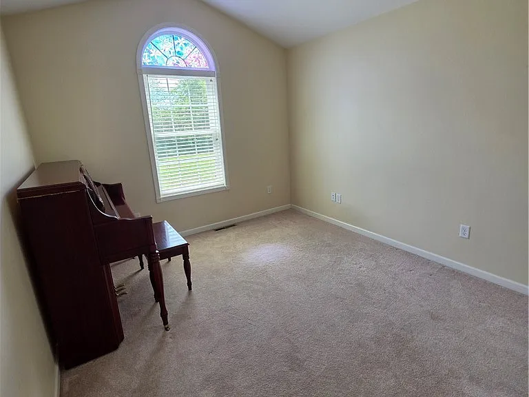 16653 E Main St — Photo 7
