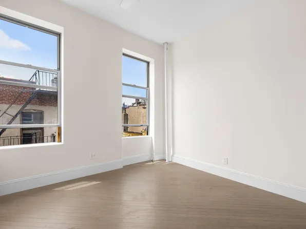 58 Saint Mark's Place image 6 of 10