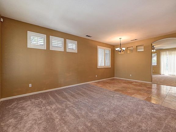 3rd image of 549 Twinwood Loop
