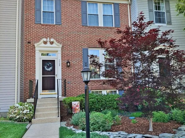 7706 Effingham Sq, Alexandria, VA 22315