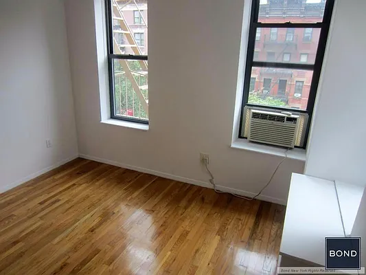 Rented by Bond New York | media 19