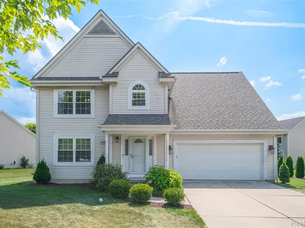 2160 Antrim Dr, Davison, MI 48423