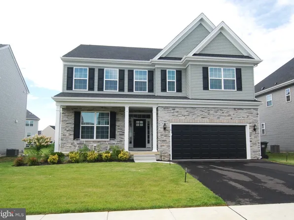 6 Mayfair Rd, Vincentown, NJ 08088