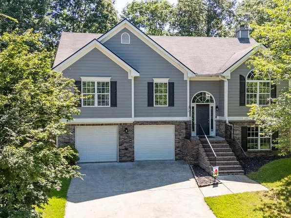 394 W Destiny Dr, Fairmount, GA 30139