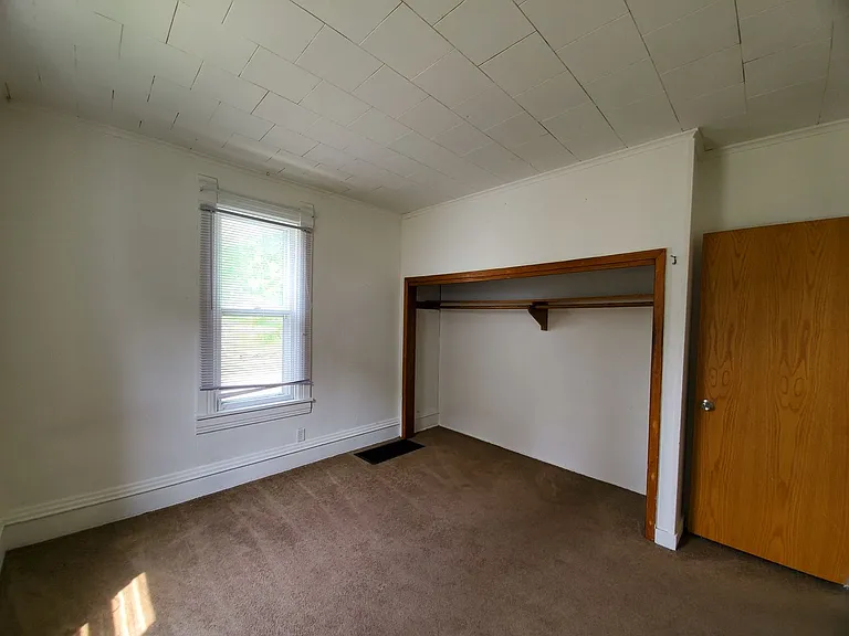 Walnut St 2512 — Photo 23