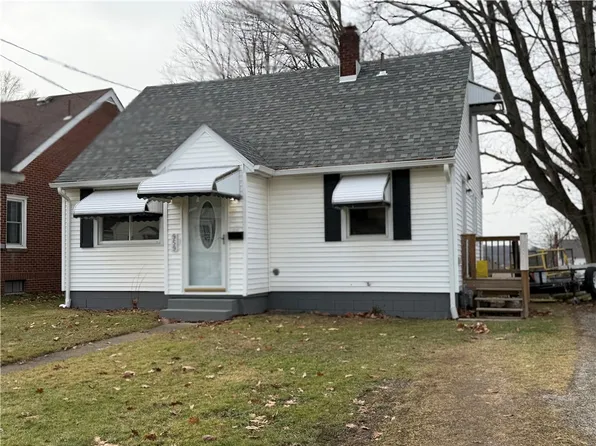 959 Bechtol Ave, Sharon, PA 16146