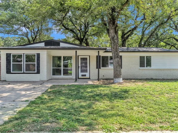 6521 Truman Dr, Fort Worth, TX 76112