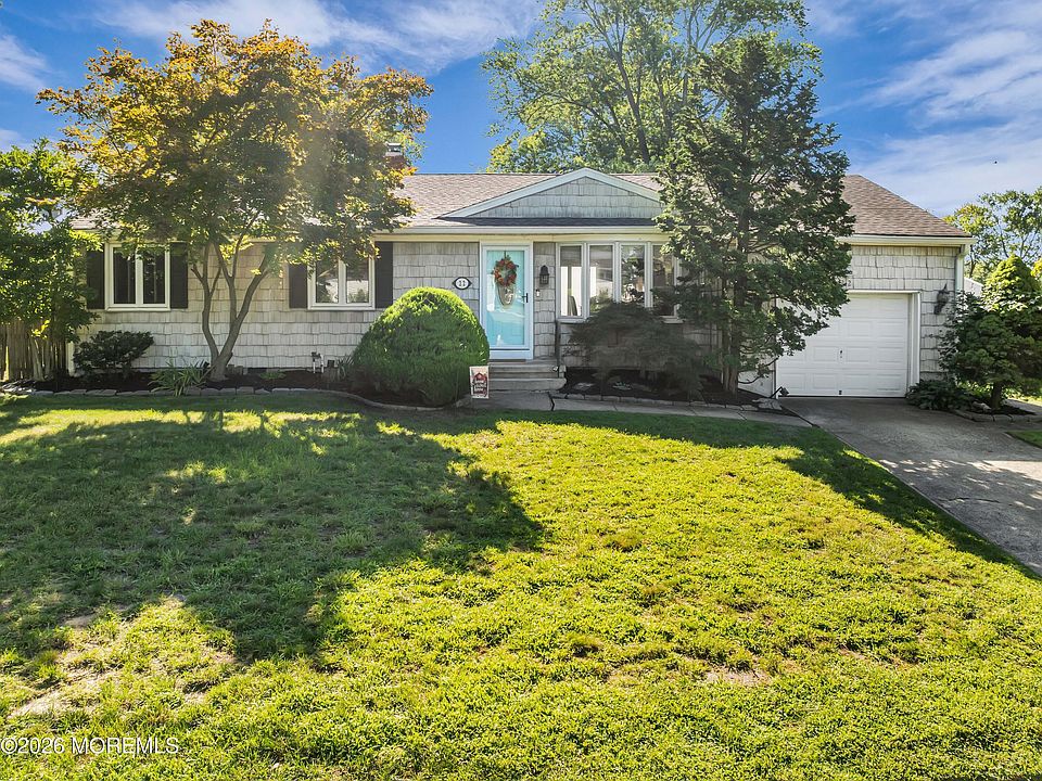 1st image of 22 Roberts Drive