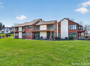 1131 S Shore Dr, Holland, MI