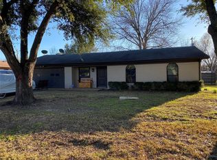 152 Poinsetta Cir, Terrell, TX 75160