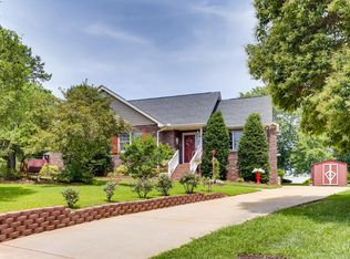 983 Farmington Ct, Concord, NC 28025